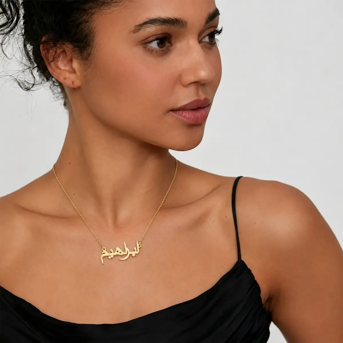Personalized Arabic Name Necklace – Stainless Steel Pendant Necklace