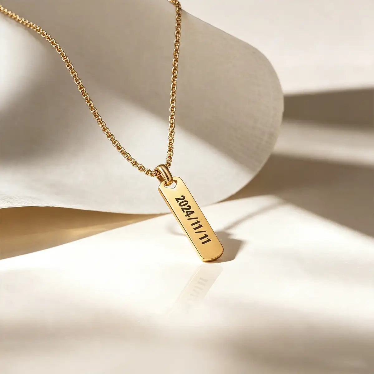 Personalized memorial date necklace